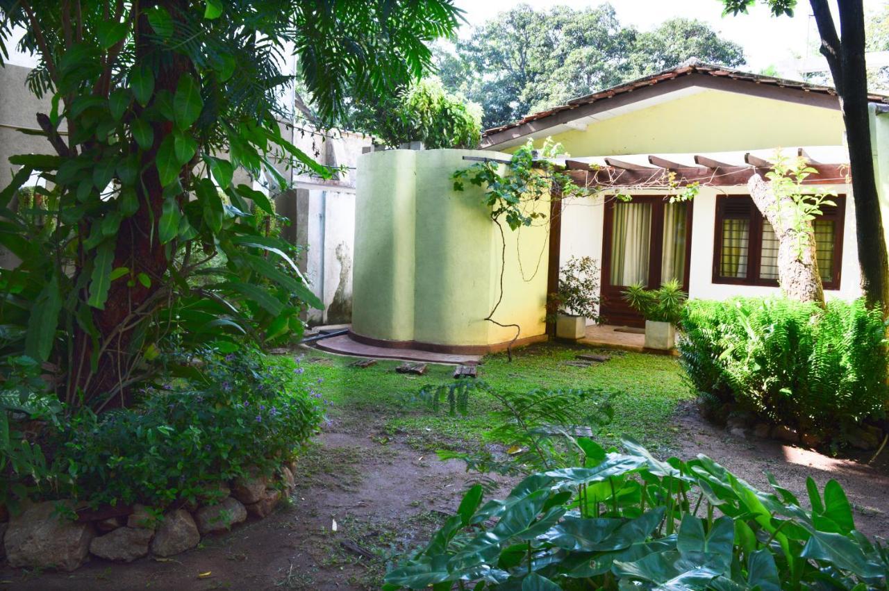 Villa Tulip Garden Anuradhapura Exterior foto